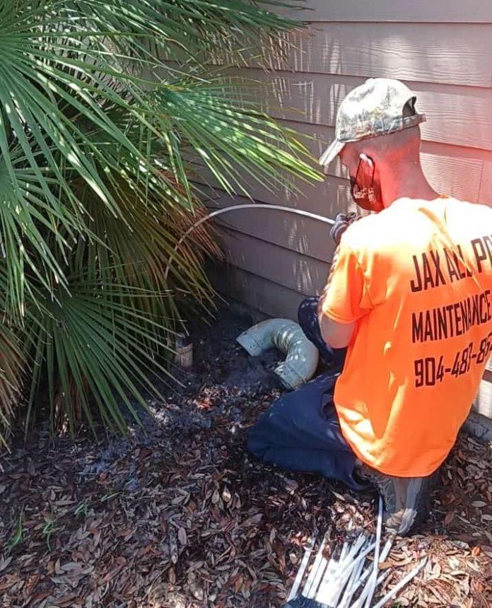 gutter cleaning Jacksonville