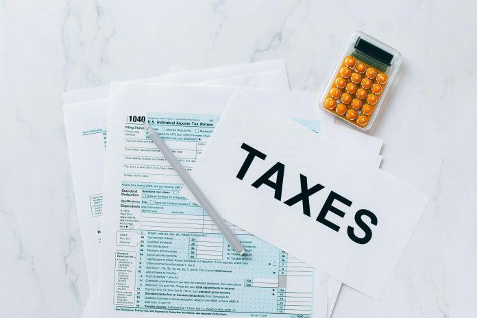 Tax attorney