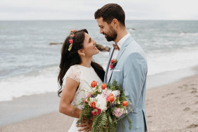 beach wedding in Sydney