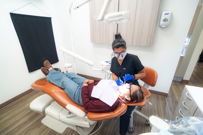 dentist highlands ranch