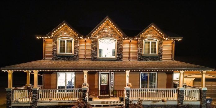 Permanent Lighting on House: Why Permanent LED Smart Lighting Is a Smart Investment