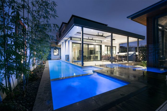 luxury home builder in Melbourne